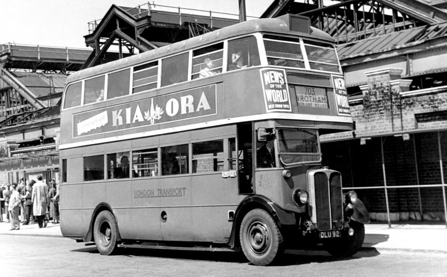 AEC Regent I London Transport (H26/30R) '1937